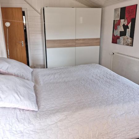Hotel Ferienquartier Waldblick Lügde Esterno foto