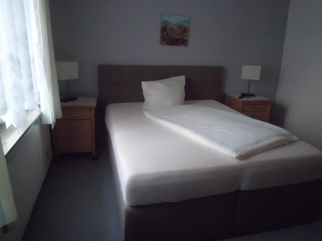Hotel Ferienquartier Waldblick Lügde Esterno foto
